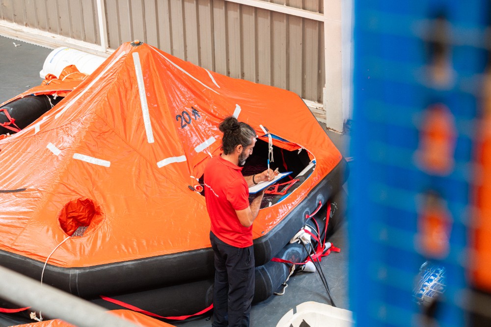 The importance of regular life raft inspections 1 test